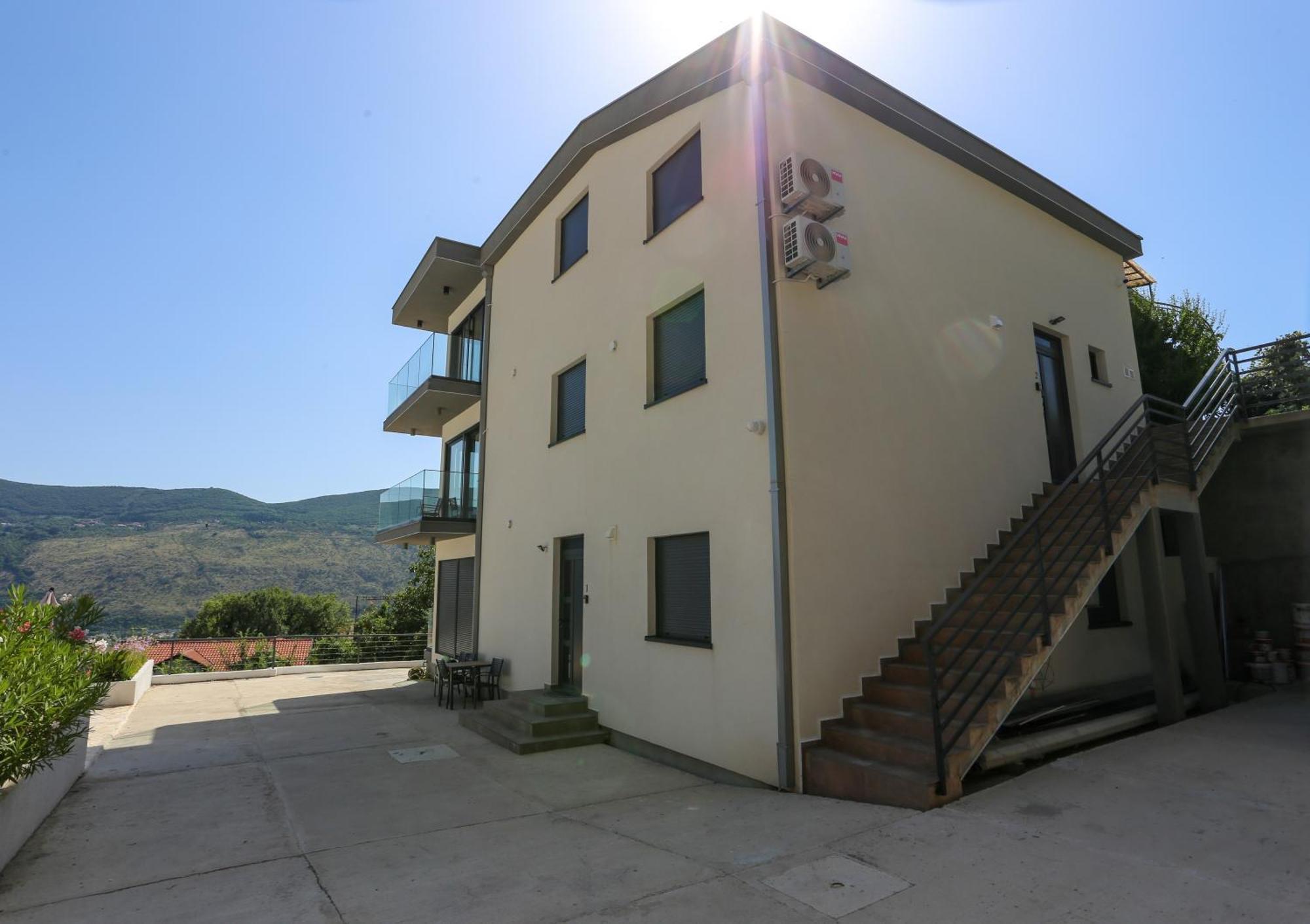 Magnolija Apartmani Ίγκαλο Εξωτερικό φωτογραφία